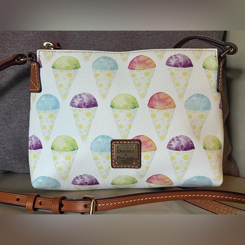 Dooney & Bourke Multicolored Snow Cone Small Suki Limited Edition Crossbody Bag - Picture 3 of 8